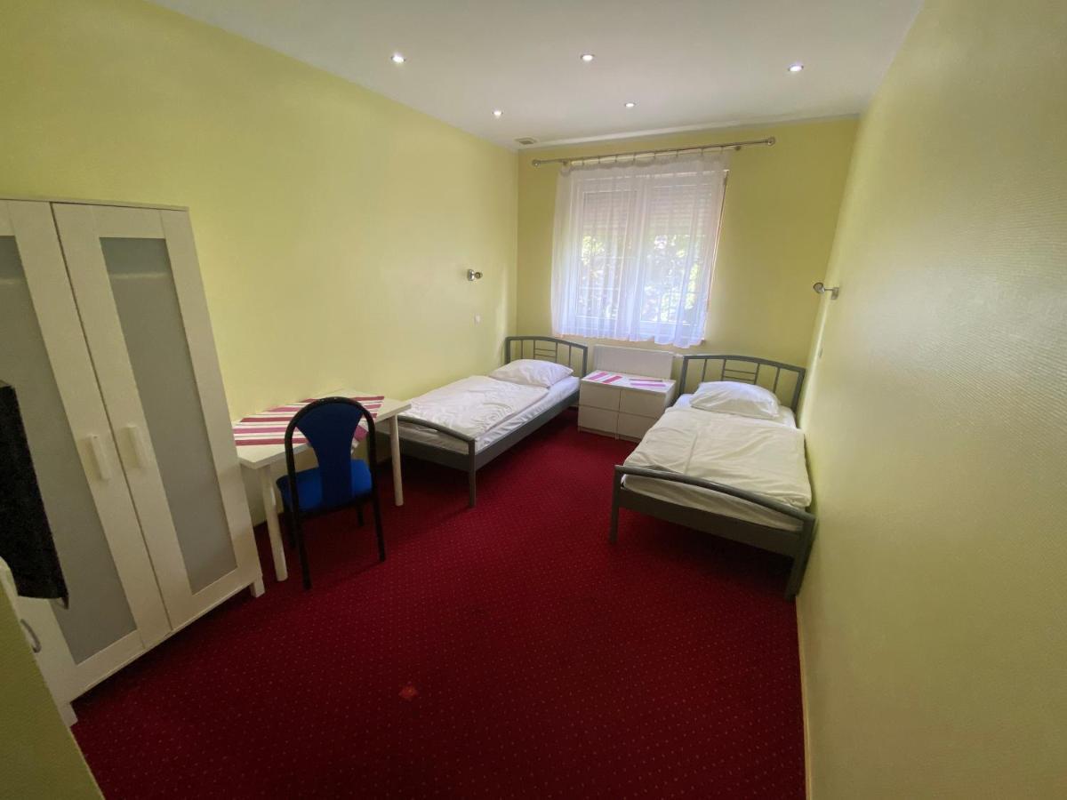 Hotel Tequila Międzyrzecz エクステリア 写真